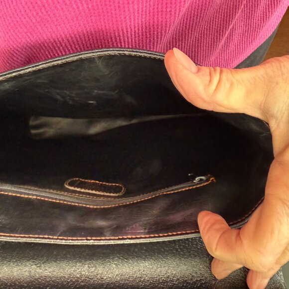 Valentino Garavani crossbody leather bag - Picture 4 of 5